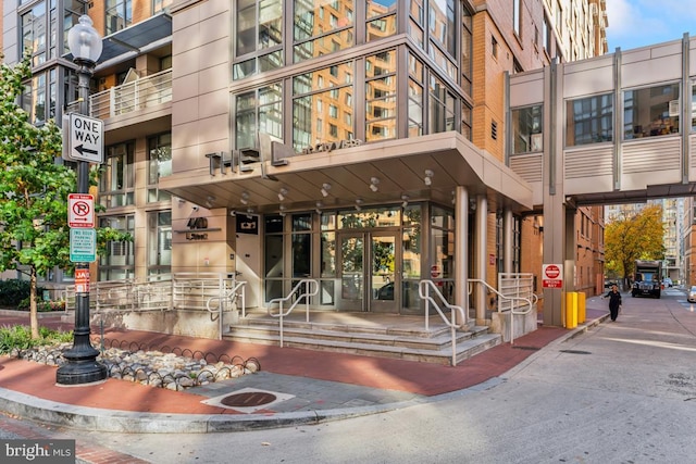 440 L St NW Unit 901, Washington, DC 20001 - entrance to property featuring french doors
