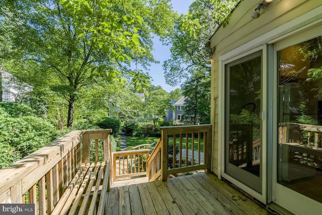 5811 Augusta Ln, Bethesda, MD 20816 - view of wooden deck
