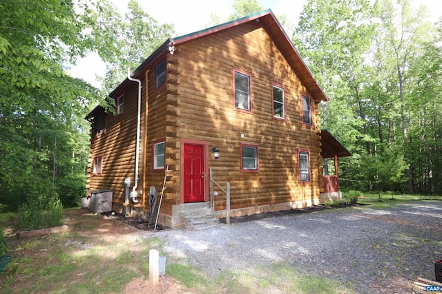 5254 Havenwood Ln, Schuyler, VA 22969 - log cabin featuring log siding