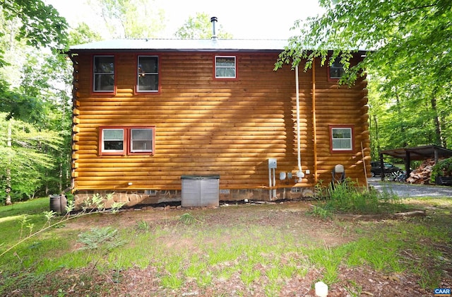 5254 Havenwood Ln, Schuyler, VA 22969 - rear view of house featuring log exterior and crawl space
