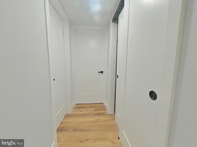3143 W Montgomery Ave, Philadelphia, PA 19121 - corridor featuring light wood-style floors