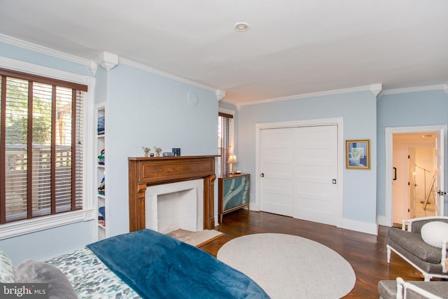 72 N Franklin St Unit A, Lambertville, NJ 08530 - bedroom with ornamental molding, wood finished floors, a closet, and baseboards