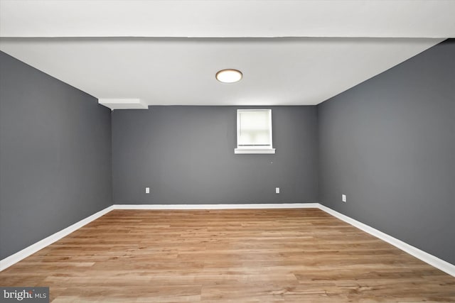 4 Hawkesbury Ct, Newark, DE 19702 - spare room featuring light wood finished floors and baseboards