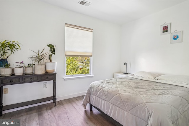 2557 Peter Jefferson Ln, Herndon, VA 20171 - bedroom featuring wood finished floors and baseboards