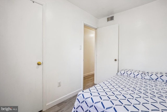 2557 Peter Jefferson Ln, Herndon, VA 20171 - bedroom with wood finished floors and baseboards