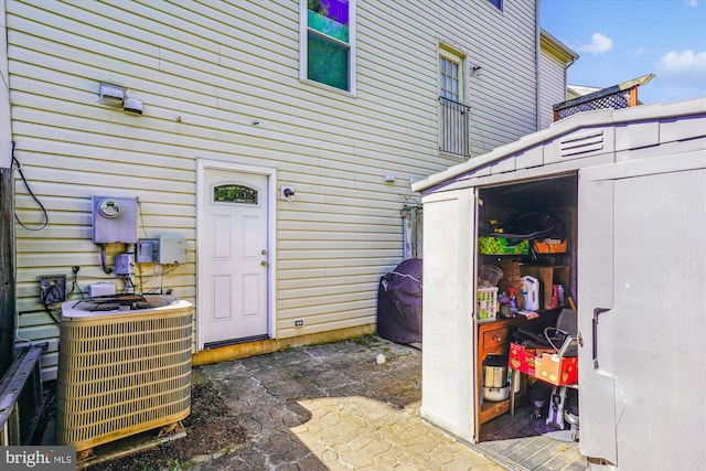 2557 Peter Jefferson Ln, Herndon, VA 20171 - doorway to property featuring central air condition unit