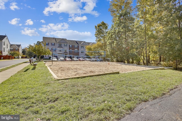 2557 Peter Jefferson Ln, Herndon, VA 20171 - view of property's community featuring volleyball court, a yard, and a residential view