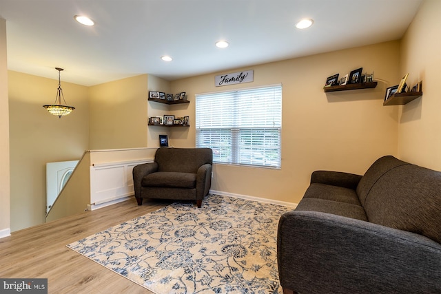 1088 Locust Dr, Pasadena, MD 21122 - living area featuring wood finished floors, baseboards, and recessed lighting