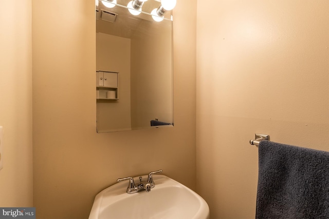 1088 Locust Dr, Pasadena, MD 21122 - bathroom featuring a sink