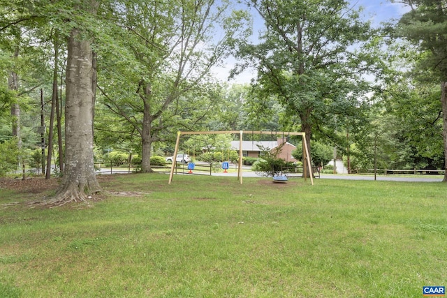 3500 Monacan Dr W, Charlottesville, VA 22901 - view of grassy yard