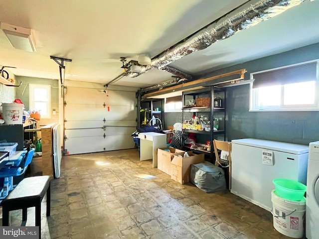 920 Vanderwood, Baltimore, MD 21228 - garage with separate washer and dryer