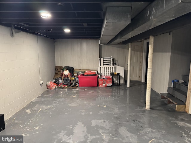 127 Greenwich Ave, Paulsboro, NJ 08066 - unfinished below grade area with concrete block wall