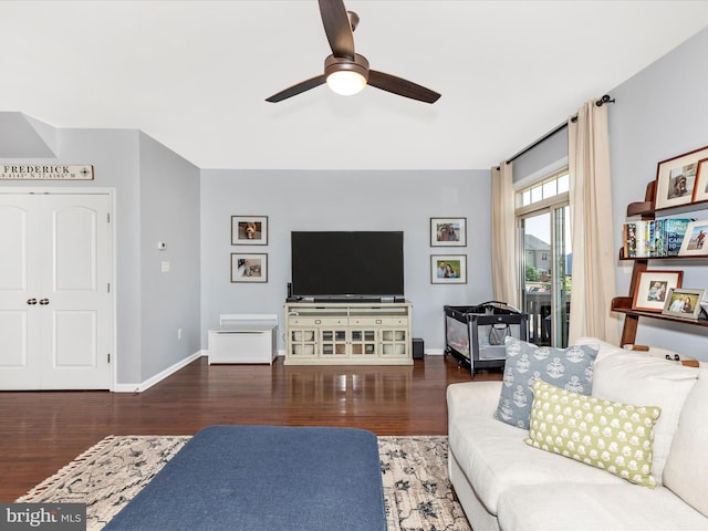 6540 Newton Dr, Frederick, MD 21703 - living room featuring wood finished floors, ceiling fan, and baseboards