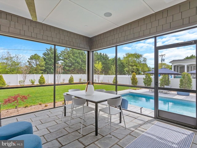 137 Cornwall Rd, Rehoboth Beach, DE 19971 - sunroom featuring outdoor dining space
