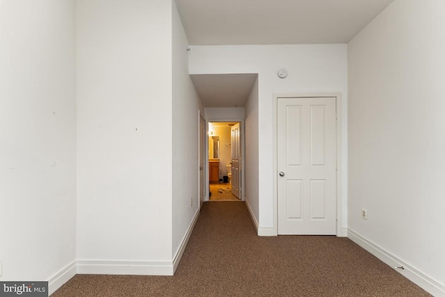 414 Water St Unit 3006, Baltimore, MD 21202 - hall featuring carpet flooring and baseboards
