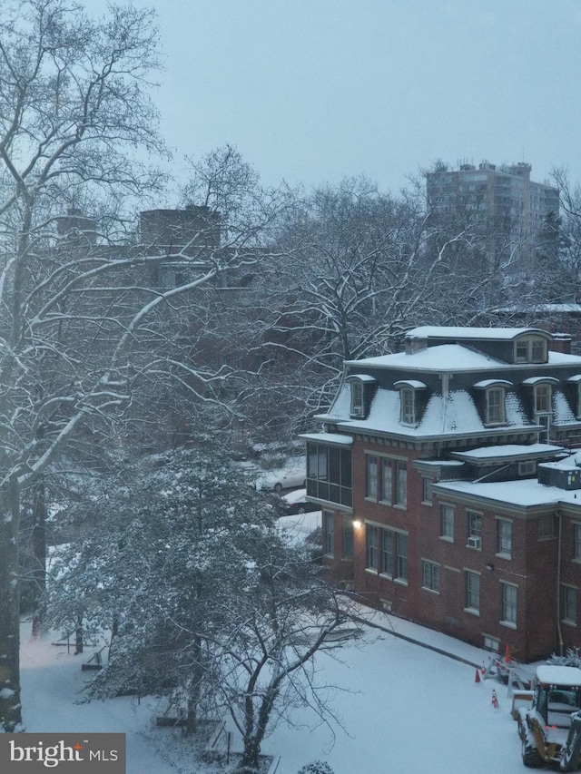 1301 N Harrison St Unit 708, Wilmington, DE 19806 - view of snowy exterior