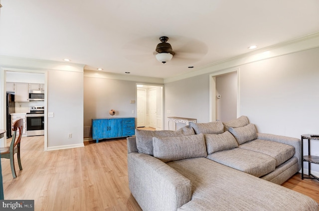 8060 Stonewall Brigade Ct Unit 101, Manassas, VA 20109 - living room with ornamental molding, light wood finished floors, a ceiling fan, baseboards, and recessed lighting