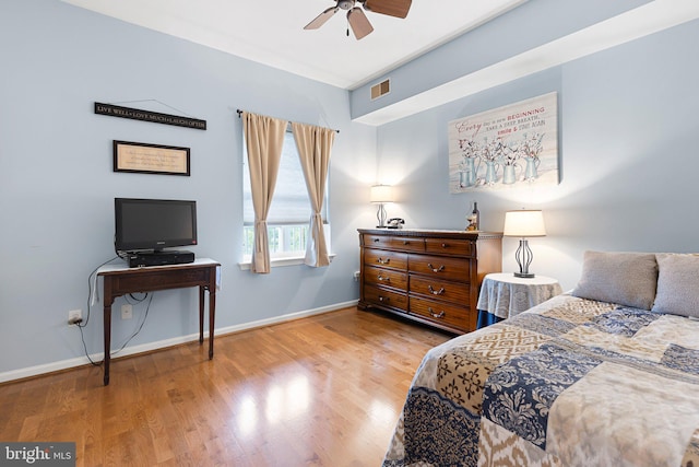 101 Colonial Downs Ct Unit 1305, Newark, DE 19702 - bedroom with wood finished floors, baseboards, and a ceiling fan