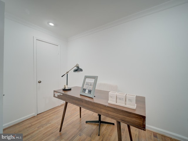 1715 15th St NW Unit 23, Washington, DC 20009 - office featuring ornamental molding, light wood finished floors, and baseboards