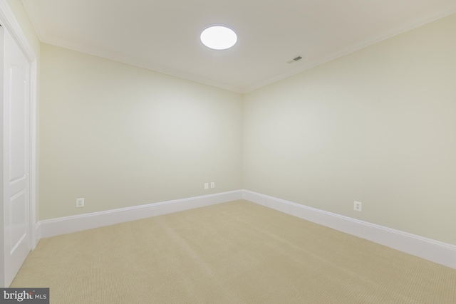 1496 Evans Farm Dr, Mclean, VA 22101 - unfurnished room with light carpet, baseboards, and ornamental molding
