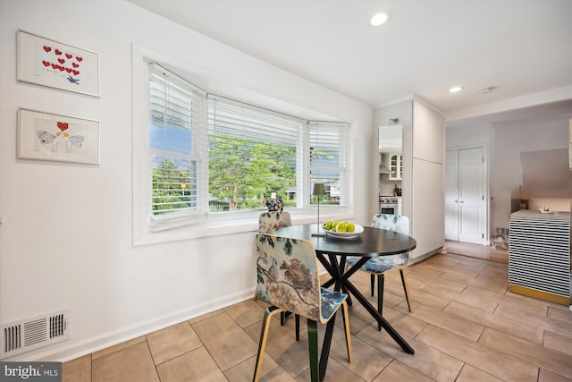 11700 Seven Locks Rd, Potomac, MD 20854 - dining area featuring baseboards and recessed lighting