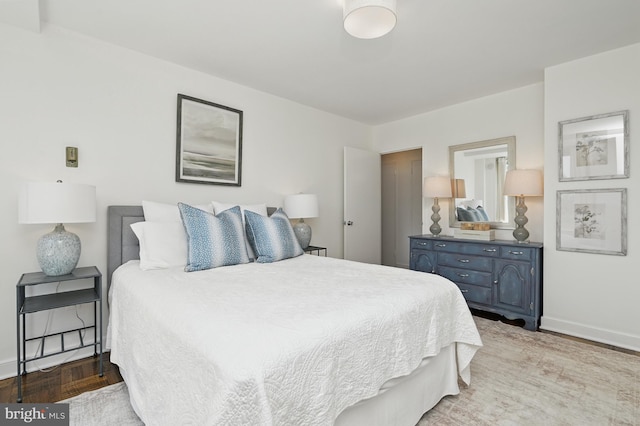 4000 Tunlaw Rd NW Unit 714, Washington, DC 20007 - bedroom featuring baseboards