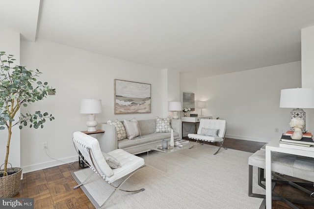 4000 Tunlaw Rd NW Unit 714, Washington, DC 20007 - living room with baseboards