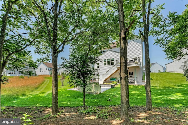 24824 Scarlet Maple Ct, Aldie, VA 20105 - back of house with a patio area and a lawn