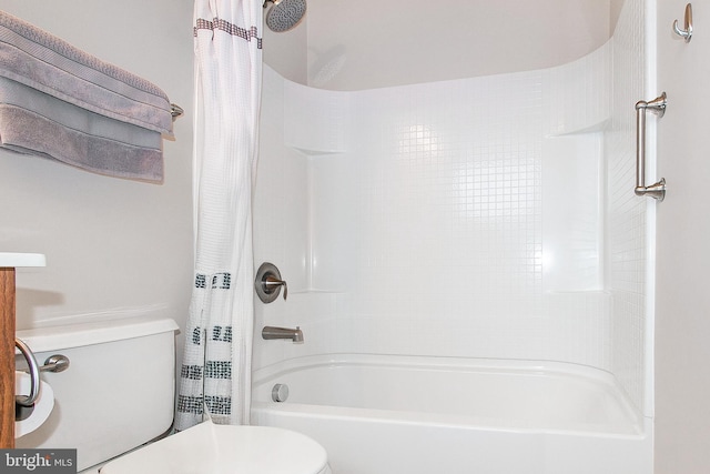 13763 Deacons Way, Gainesville, VA 20155 - bathroom with toilet and shower / tub combo