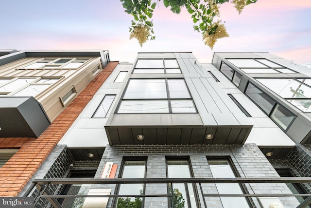 850 N 4th St Unit 2, Philadelphia, PA 19123 - view of building exterior