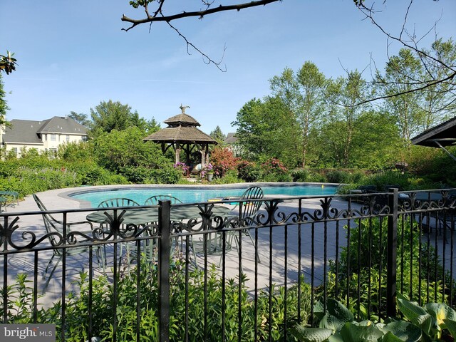 7 Finch Ct, Princeton Junction, NJ 08550