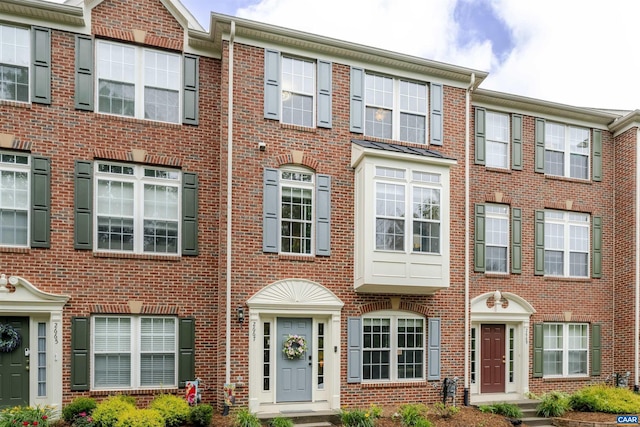 2667 Aldersgate Way, Charlottesville, VA 22911 - townhome / multi-family property with brick siding