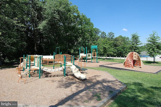 1136 Cove Rd Unit 202, Annapolis, MD 21403 - view of community playground