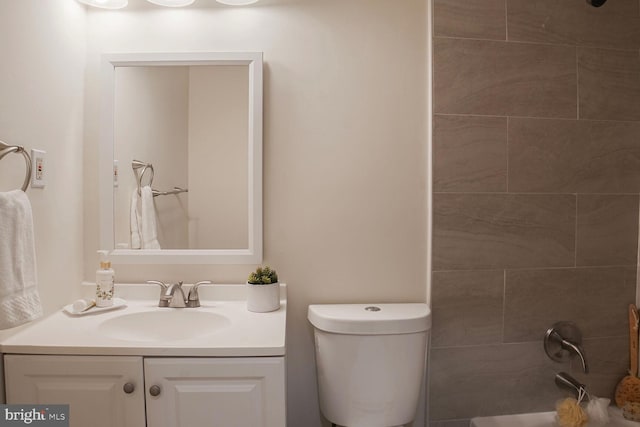 3402 Halloway S, Upper Marlboro, MD 20772 - full bath with vanity and toilet