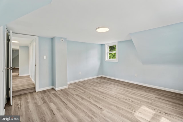 635 Elroy Rd, Souderton, PA 18964 - bonus room with light wood-type flooring and baseboards