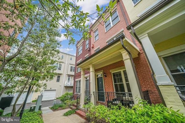 585 Regent Pl NE, Washington, DC 20017 - view of property