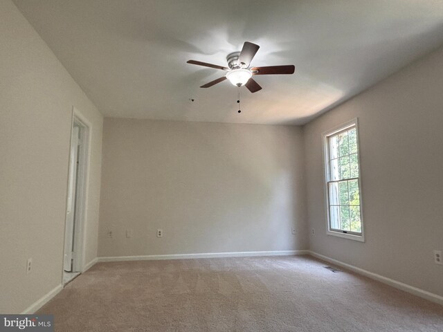 7930 Blue Gray Cir, Manassas, VA 20109 - unfurnished room featuring ceiling fan and light carpet