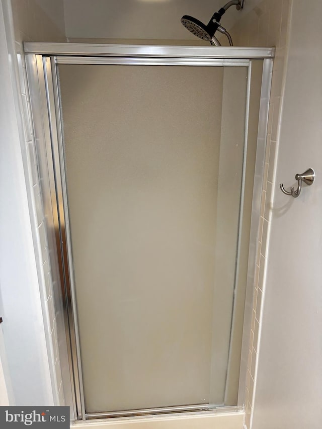 7930 Blue Gray Cir, Manassas, VA 20109 - full bath featuring a shower stall