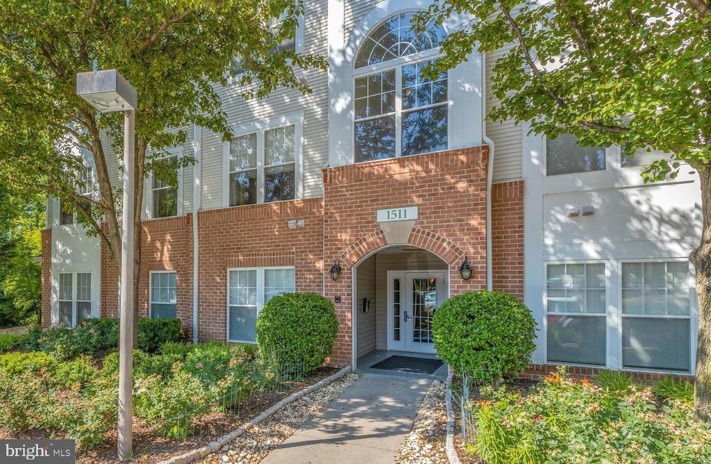 1511 N Point Dr Unit 304, Reston, VA 20194