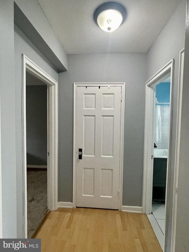 3401 Commonwealth Ave Unit A, Alexandria, VA 22305 - corridor featuring light wood-style floors and baseboards