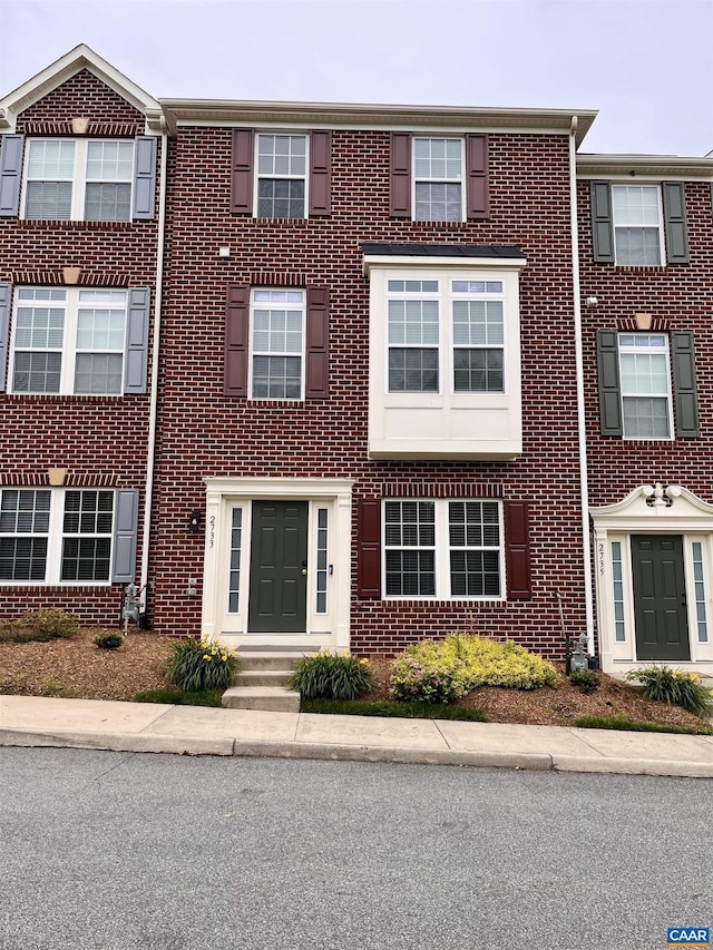 2733 Aldersgate Way, Charlottesville, VA 22911 - townhome / multi-family property featuring brick siding