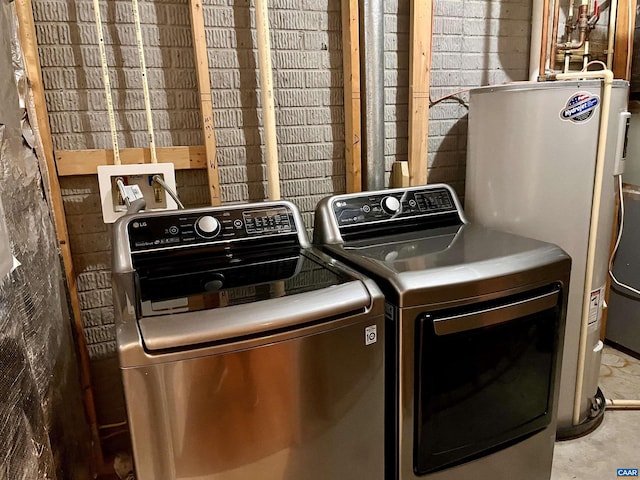 2733 Aldersgate Way, Charlottesville, VA 22911 - laundry area featuring independent washer and dryer and water heater