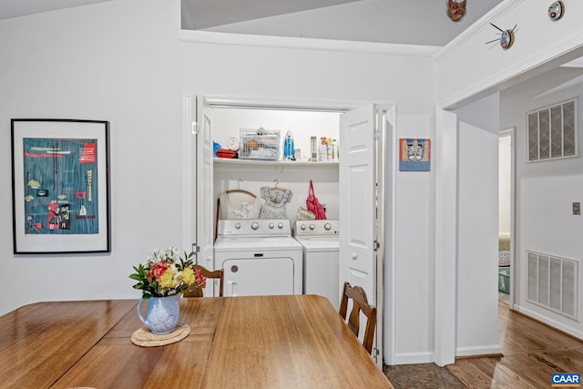 6 Axle Tree Rd, Palmyra, VA 22963 - dining area featuring washing machine and dryer and wood finished floors
