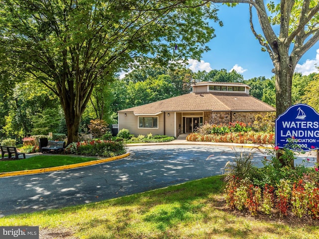 20523 Staffordshire Dr, Germantown, MD 20874 - view of front of property with roof with shingles