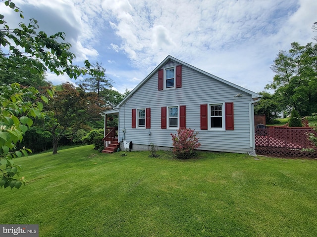1221 Valley View Rd, Bellefonte, PA 16823 - back of property with a yard