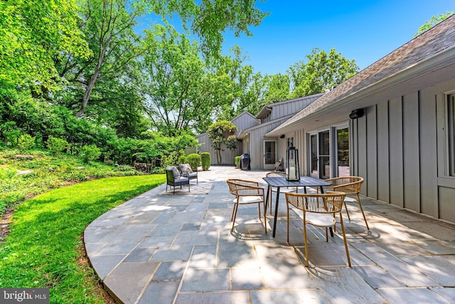 5 Tall Tree Ct, Baltimore, MD 21208 - view of patio / terrace with outdoor dining area