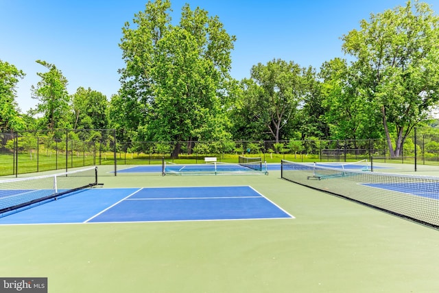 5 Tall Tree Ct, Baltimore, MD 21208 - view of tennis court with view of scattered trees and community basketball court
