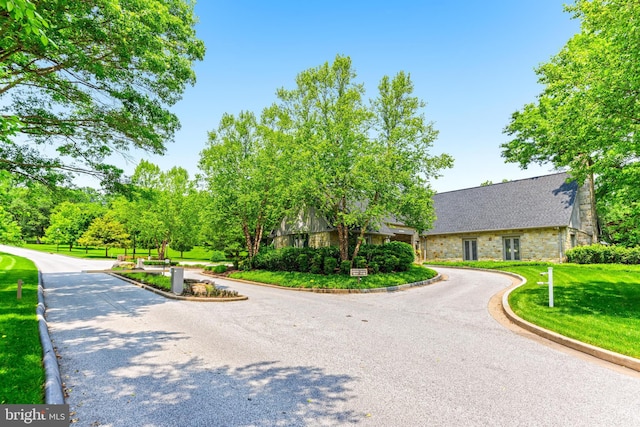 5 Tall Tree Ct, Baltimore, MD 21208 - view of front of home featuring stone siding and a front lawn