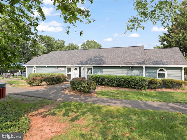 108 Bickel Ct, Sterling, VA 20165 - ranch-style house with a front yard and a shingled roof
