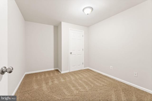 45620 Livingstone Station St, Sterling, VA 20166 - unfurnished room featuring baseboards and carpet flooring